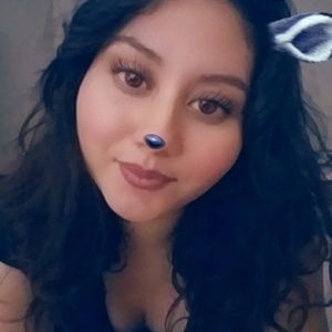 Meet your Posher, Stephany